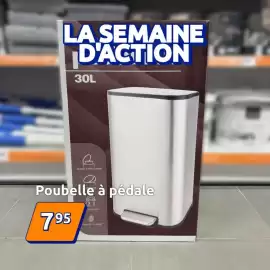 Catalogue Action semaine 38 page 2: Poubelle a pedale €7,95