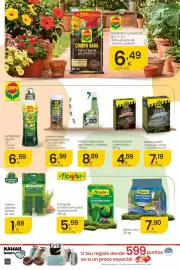 Folleto Eroski Página 34: Flower abono polivalente azul €7,90, Jardinero verde varitas plantas verdes €1,69