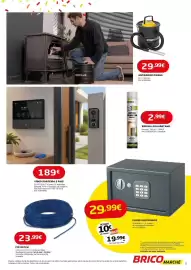 Folheto Bricomarché Página 15: Valor - cofre €29,99, Espuma poliuretano €2,99