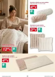 Folheto ALDI Página 3: Almofada cilíndrica em pelo sintético €4,99, Almofada em pelo sintético €3,99