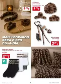 Folheto ALDI Página 5: Meias para senhora €2,99, Porta-chaves com escova cada €2,99