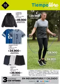 Catálogo Carrefour Página 13: Campera raincoat tex €49.900,00, Bermuda tex €39.900,00