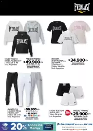 Catálogo Carrefour Página 5: Everlast buzo ancho frisa €49.900,00, Everlast remera institucional/estampa €34.900,00