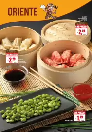 Volantino Il Gigante Pagina 2: ORIENTE GYOZA DI GAMBERI AL VAPORE PREPARATO dai NOSTRI CHEF CHE PREZZO! $2.29 € GYOZA DI