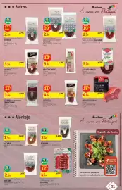 Folheto Auchan Página 31: Chourico Mouro/ Cebola Serra da Estrela Auchan €2,69, Chourico Porco Preto Auchan €2,49