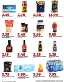 Hy-Vee weekly ad week 39 Page 18: Hy-Vee tortilla or wonton salad toppings €2,29, Hy-Vee chicken broth €2,88