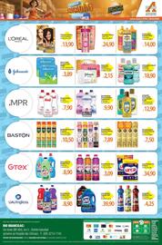 Folheto Atacadão Página 4: Uau - limpador multiuso €4,25, Zumbi - álcool €7,90
