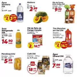 Tabloide Dia Página 3: Dia - água mineral €7,99, Dia - suco refrigerado €14,90