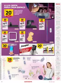 Folheto Continente semana 39 Página 55: Candeeiro de mesa grundig, Carregador s/ fios 3 em 1 boost €15,99