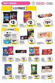 Ritchies catalogue week 39 Page 15: McVitie's Digestives Tops €1,20, In A Biskit Flavoured Crackers €2,00