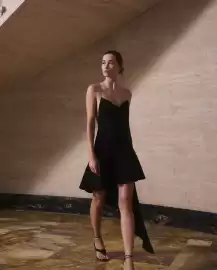Catálogo BCBGMAXAZRIA Página 3