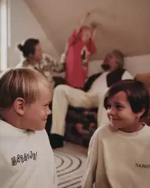 Folleto Napapijri Página 2