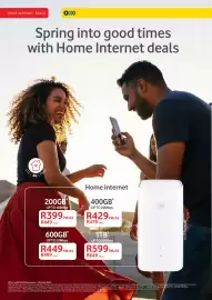 Makro catalogue Page 8: HOME INTERNET DEALS ככנס Spring into good times with Home Internet deals LTE LEG Fibre / 200GB * UP