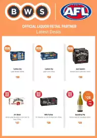 BWS catalogue Page 4: Squealing Pig Marlborough NZ Sauvignon Blanc €28,00, Jack Daniel's Double Jack & Cola Cans €30,00
