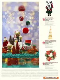 Catálogo Panamericana Página 18: Corona - de poinsettias €59.900,00, Reno con vestido, gorro y saco, 55 cm €119.900,00