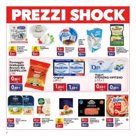 Volantino Docks Cash&Carry Pagina 2: Parmigiano Reggiano Dop Grattugiato Fresco Parmareggio €1,99