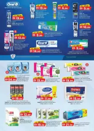 KM Trading catalogue Page 8: GENTLE CLEAN Oral-B PREVENTION IS BETTER THAN CURE EXTRA SOFT Oral-B GENTLE CARE عناية لطيفة TE