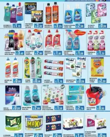 Volantino Azzurro Convenienza Pagina 2: Cif crema €0,99, Cuki sacchetti gelo €0,99