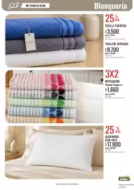 Catálogo Super MAMI semana 39 Página 13: Fantasia toalla €3.500,00, Almohada con vivo €17.900,00