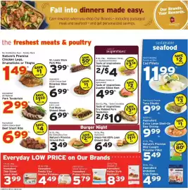Hannaford flyer week 40 Page 2: Hannaford all natural pork tenderloin €2,99, Hannaford grass-fed ground beef €6,49