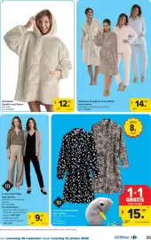 Carrefour folder Pagina 35: Korte jurk met taillelint voor dames €15,99, Kamerjas of pyjama coral fleece voor dames €14,99