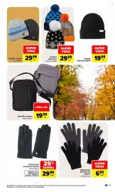 Carrefour gazetka Strona 27: Saszetka męska €19,99, Czapka dziecięca €29,99