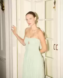 Catálogo BCBGMAXAZRIA semana 39 Página 2
