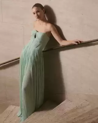 BCBGMAXAZRIA (válido hasta 2-10)