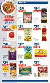 Foodland catalogue week 40 Page 14: Mutti Passata €3,35, Country Fresh Baby Corn Cuts €2,20