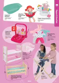 Lobbes folder Pagina 139: Maxi Cosi Poppen 2in1 Autostoel €9,99, Poppenkleding set, 8dlg. €24,99
