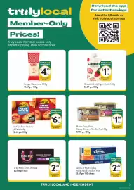 Foodworks catalogue week 40 Page 5: McCain Pizza Pockets €6,50, Kleenex 3 Ply Everyday Pocket Facial Tissues €2,20