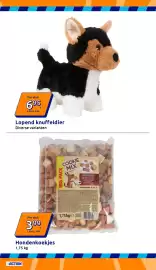 Action folder week 40 Pagina 23: Lopend knuffeldier €6,95, Hondenkoekjes €3,99