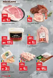 Catalog Carrefour Market Pagină 20: Bravis aripi de pui €1,69, Spată de porc pentru gătit €1,49