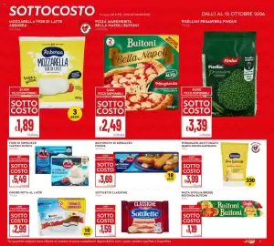 Volantino Pan Pagina 5: Kinder fetta al latte €2,99, Pisellini Primavera Findus €3,39