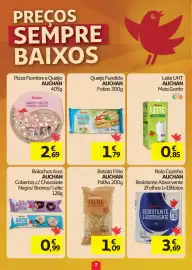 Folheto Auchan semana 40 Página 2: Queijo fundido auchan fatias €1,79, Pizza fiambre e queijo auchan €2,69