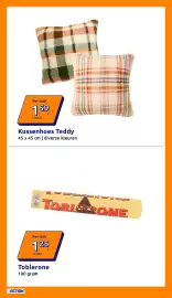 Action folder week 41 Pagina 6: Kussenhoes Teddy €1,59, Toblerone €1,25