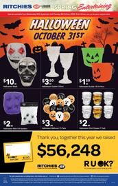 Ritchies catalogue week 40 Page 14: Halloween Web & 4 Spiders €2,00, Halloween Balloons €3,00