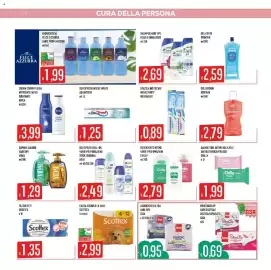 Volantino Mercadò Pagina 18: Dentifricio intense white aquafresh €1,25, Carta igienica La Maxi Scottex €2,99