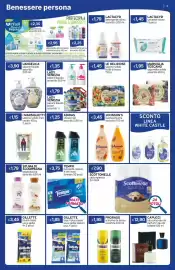 Volantino Sirene Blu Pagina 4: Capucci blu uomo €12,90, Schiuma da barba Proraso assortita €1,95