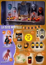 Catalogue Maxi Bazar page 8: Main rampante animée €9,99, Lantern led halloween €2,99