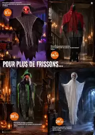 Catalogue Maxi Bazar page 9: Décoration squelette suspendu animé, à piles avec son, lumière €29,99