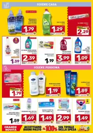 Volantino Il Centesimo Pagina 9: Sgrassatore universale Chanteclair €1,39, Shampoo Clear €1,89