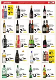 Folheto Froiz Página 15: Espumante Aliança Danúbio €4,79, Vinho Setúbal Donana Ermelinda branco ou tinto €3,99