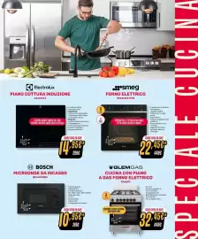 Volantino Fiducia & Convenienza Pagina 7: Smeg Forno Elettrico €22,45, Electrolux Piano Cottura Induzione €14,95