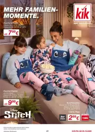 KiK Prospekt Seite 1: MEHR FAMILIEN- MOMENTE. Kuschel-Einteiler Damen: Gr. S-XL, je 12,99 € Kinder: Gr. 92-122/128, je 7,99
