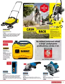 Bauhaus leták Strana 7: Kärcher ruční zametací stroj s 4 twin €3.790,00, DeWalt benzínová elektrocentrála DXGNI35E €27.590,00