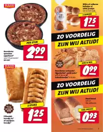 Nettorama folder week 41 Pagina 9: Roomboter speculaas appeltaart €2,99, Frikandelbroodje XL of saucijzenbroodje €1,25
