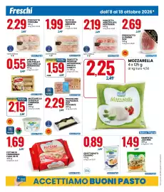 Volantino Eurospin Pagina 2: Petto di tacchino arrosto €1,99, Grattugiato italiano €0,89