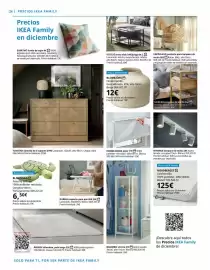 Catálogo IKEA Página 24: Blanco - nymàne lámpara de techo €39,00, Ikea - baggebo vitrina €125,00