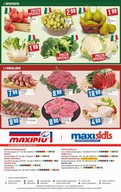 Volantino Maxipiù Pagina 24: Coscio di pollo €4,90, Salsicce di suino €7,90